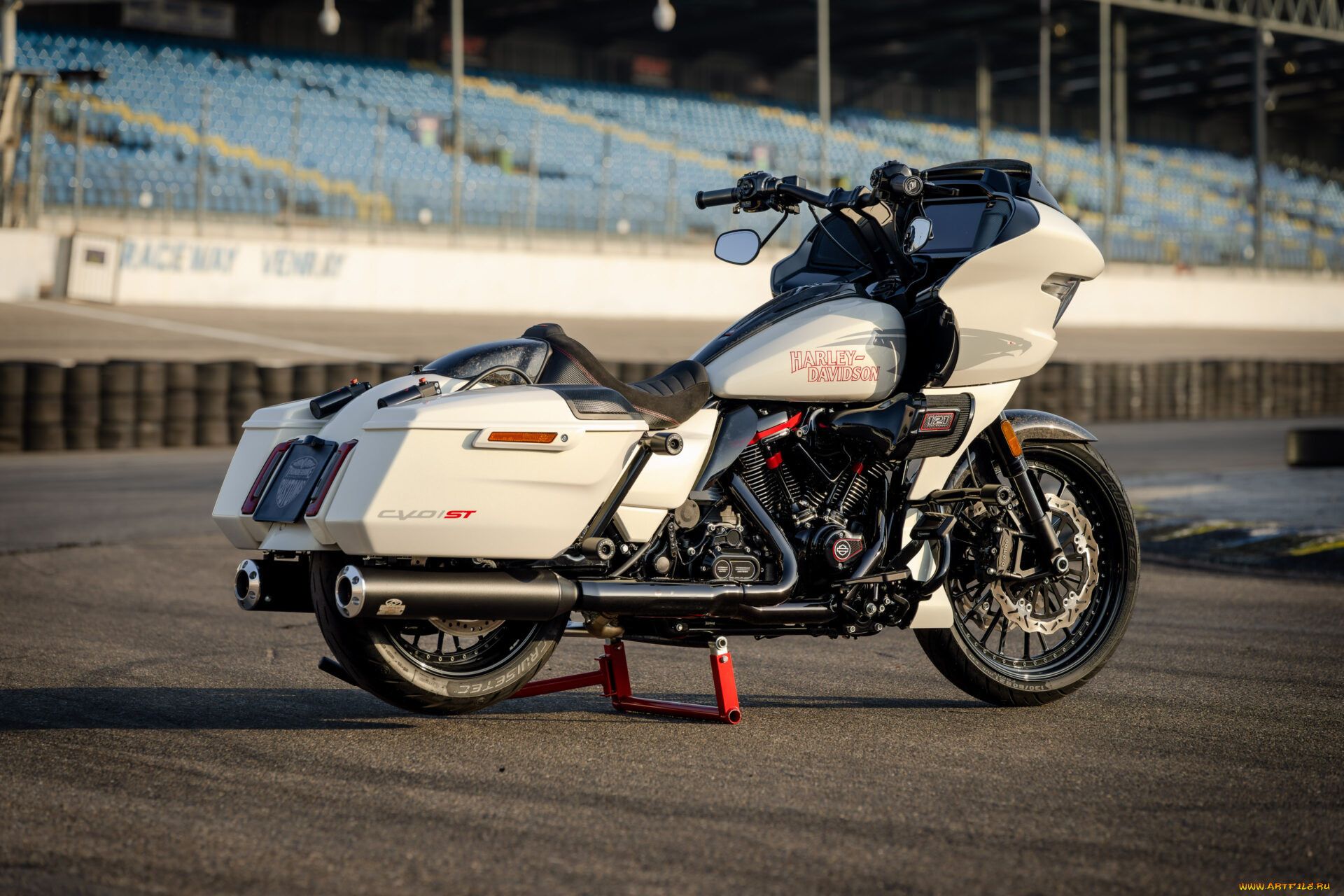 , harley-davidson, cvo, road, glide, st, customized, custombike, don, performance